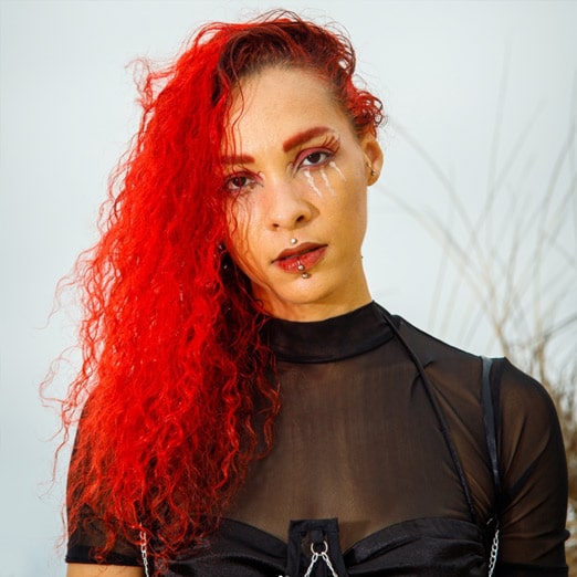 Kayla Dixon Lead Vocals with the Band VINTERSEA